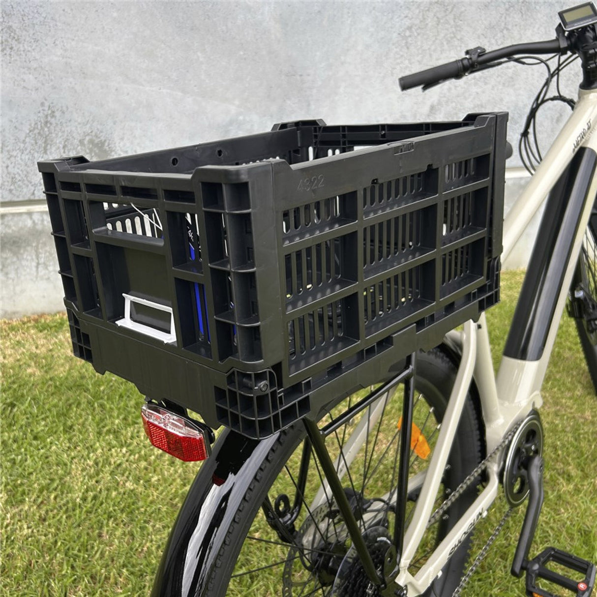 Azur Small Black Fold-Down Bicycle Cargo Basket - 25L Capacity, Easy Install
