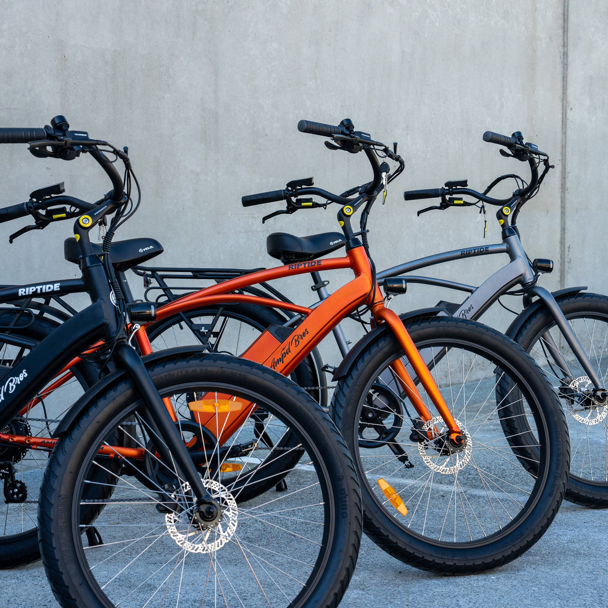 RIPTIDE 3 Electric Beach Cruiser: Powerful Bafang Motor, Long-Range, Comfortable Ride
